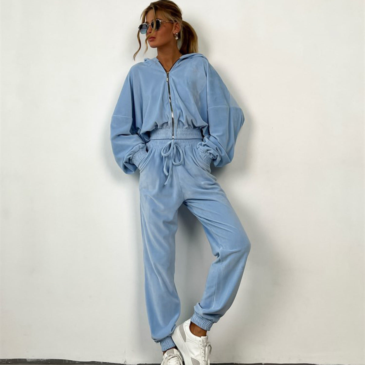 Tuta Urban Casual Zip Fit Donna – Effetto Velluto Soft | JSHUB